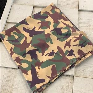 Silk pocket square duck camo 16.5” square